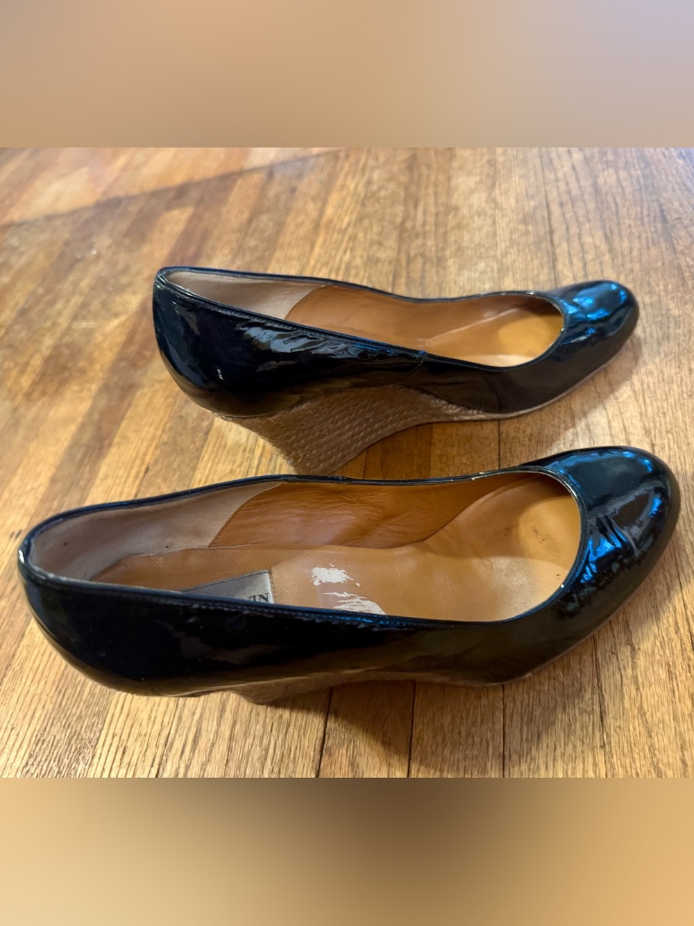 Lanvin Black Patent Wedge Pumps with Woven Heel - size 41
